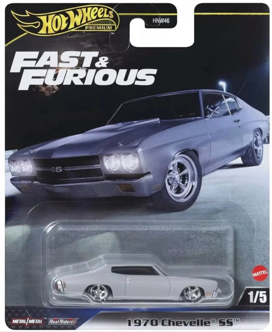 High-speed, detailed 1:64 scale Hot Wheels Fast & Furious - 1970 Chevelle SS with metal construction.