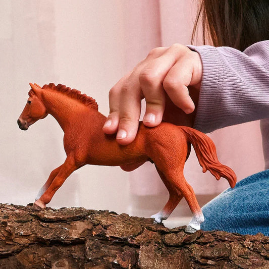 Schleich 14915 English Thoroughbred Stallion life style picture