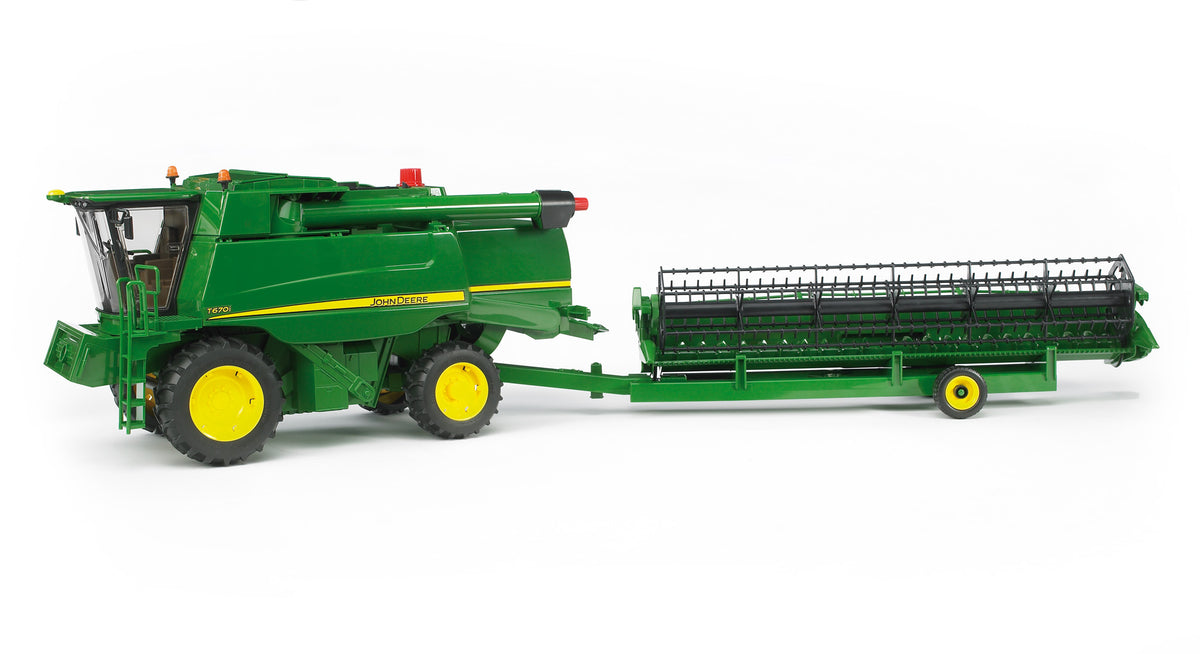 Bruder 02132 John Deere T670i Combine Harvester product image 7
