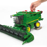 Bruder 02132 John Deere T670i Combine Harvester product image 3
