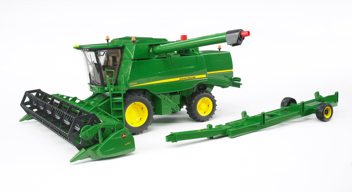 Bruder 02132 John Deere T670i Combine Harvester product image 1