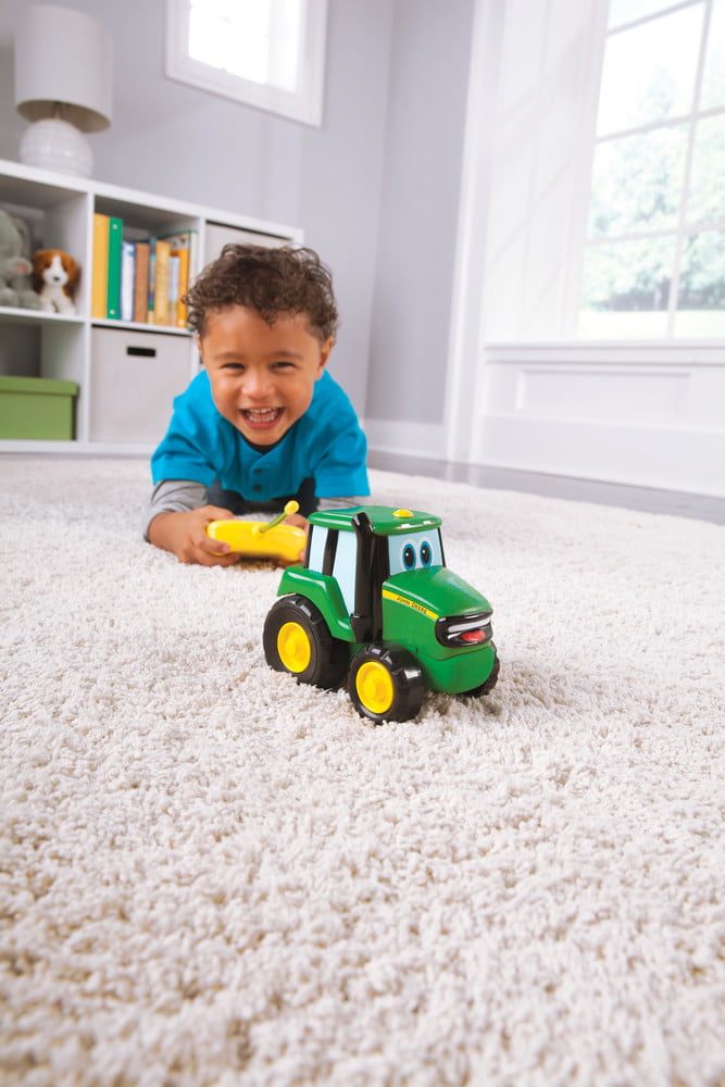 John Deere RC Johnny Tractor