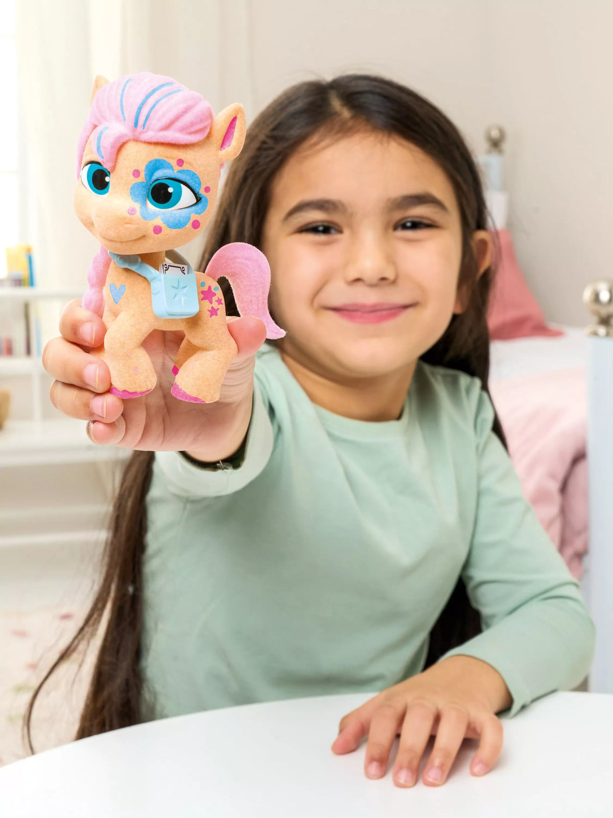 Fuzzikins My Little Pony Sunny Starscout Colouring Set – product view