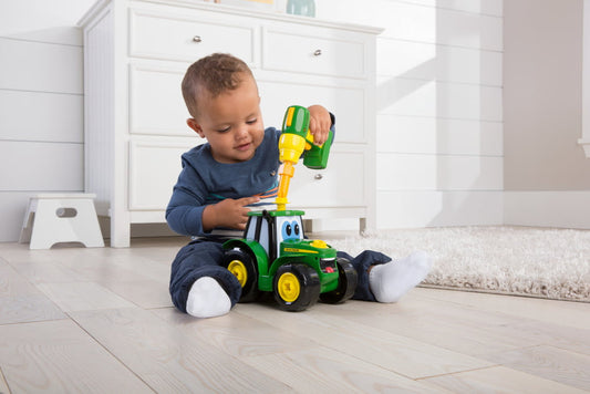 Britains Build-A-Johnny Tractor