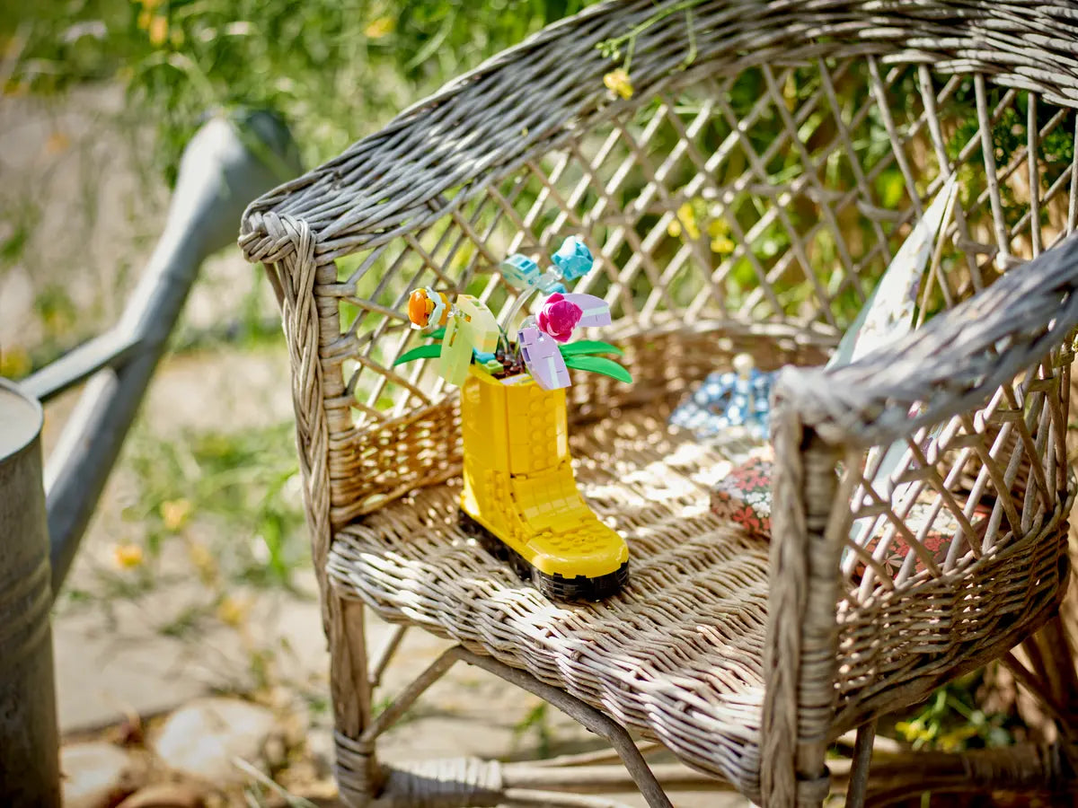 Lego Flowers in Watering Can 3 In 1