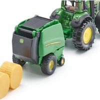 Siku 1:87 John Deere Tractor with Round Baler