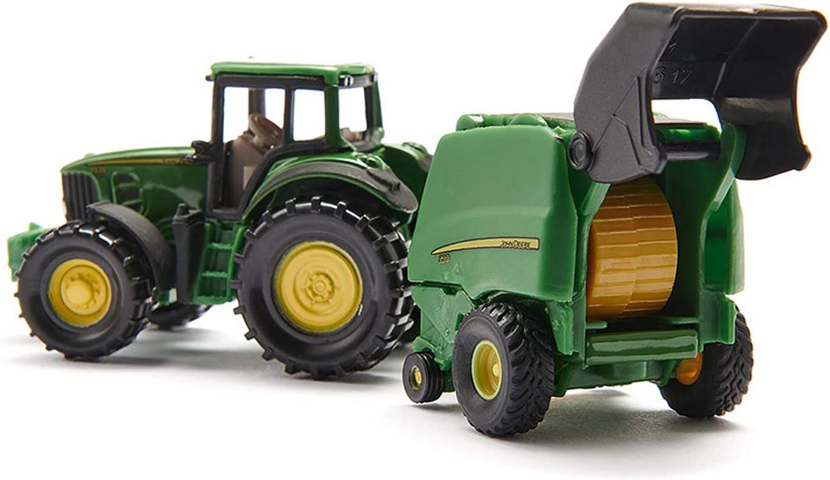 Siku 1:87 John Deere Tractor with Round Baler