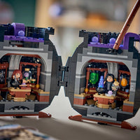 Toys at Foys - LEGO Harry Potter 76464 Cauldron: Secret Potions Classroom - play scene 2