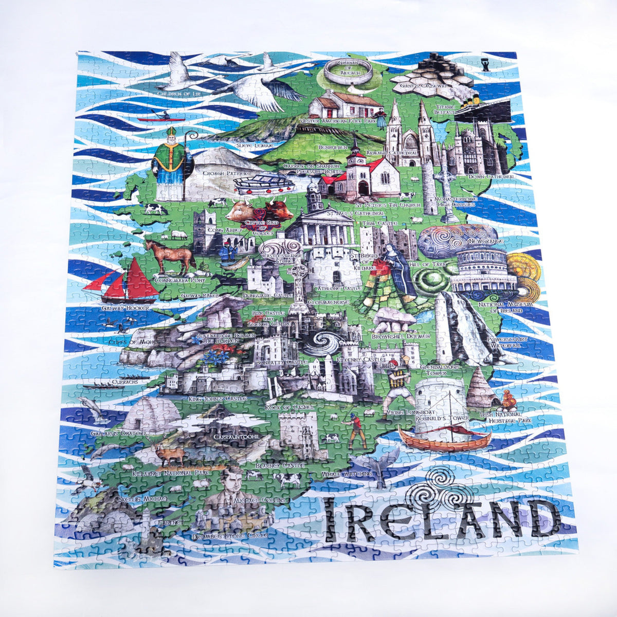Gosling Games Art Puzzle of Ireland 1000 piece jigsaw puzzle with illustrated Irish landmarks – detail 3