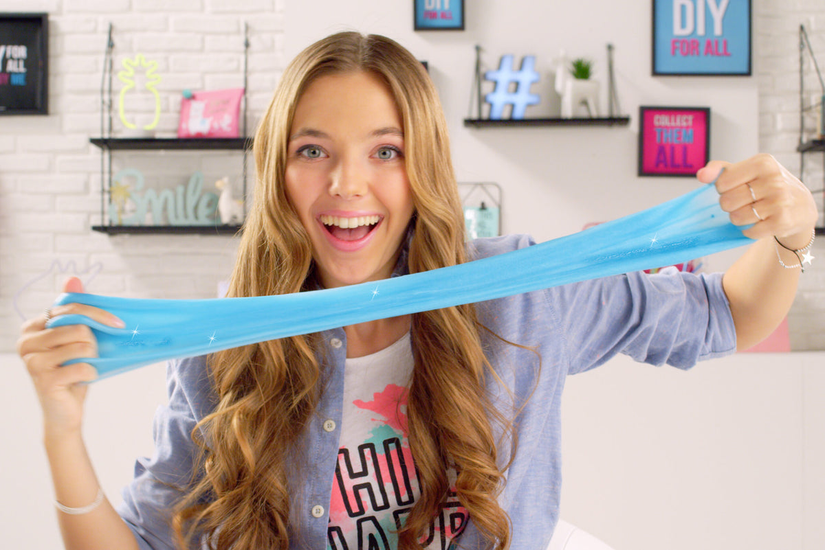 So Slime Giant Bucket with four bags of colourful ready-made slime – view 4