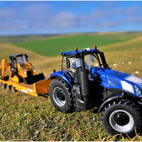 Britains New Holland T8.435 Tractor