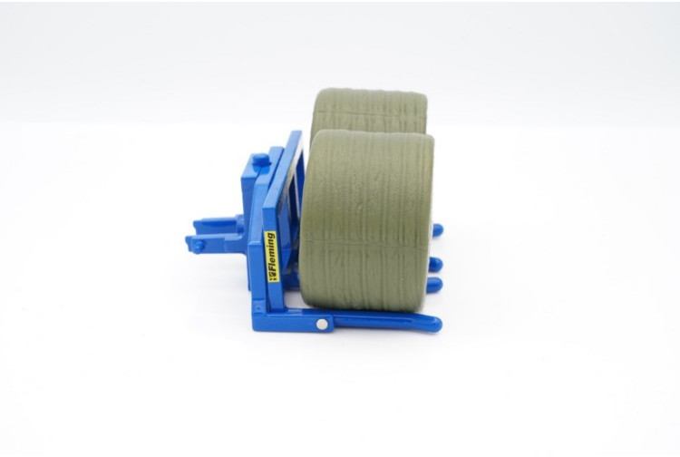 Britains Fleming Double Bale Lifter