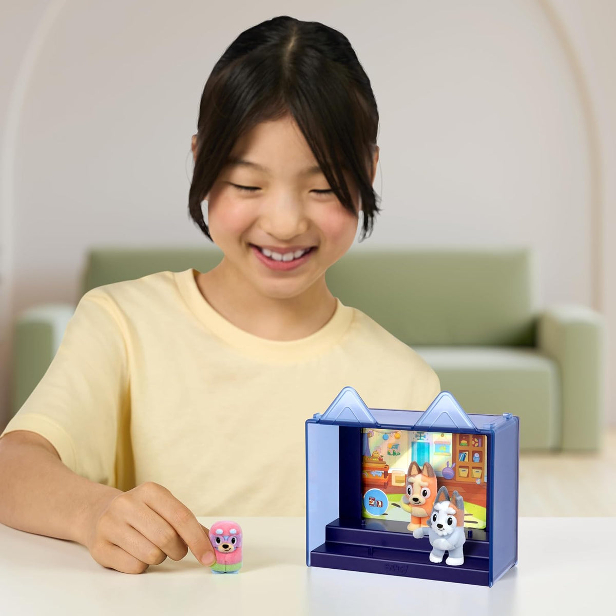 Bluey Fuzzies Grannies Episode Pack life style picture