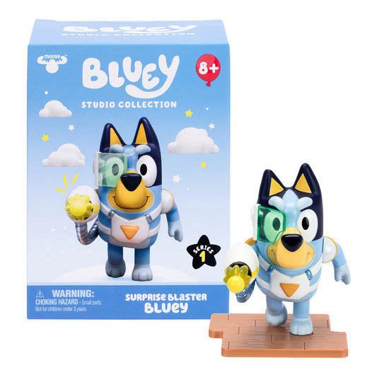 Bluey Studio Collection Surprise Blaster Bluey Figure picture on the white background