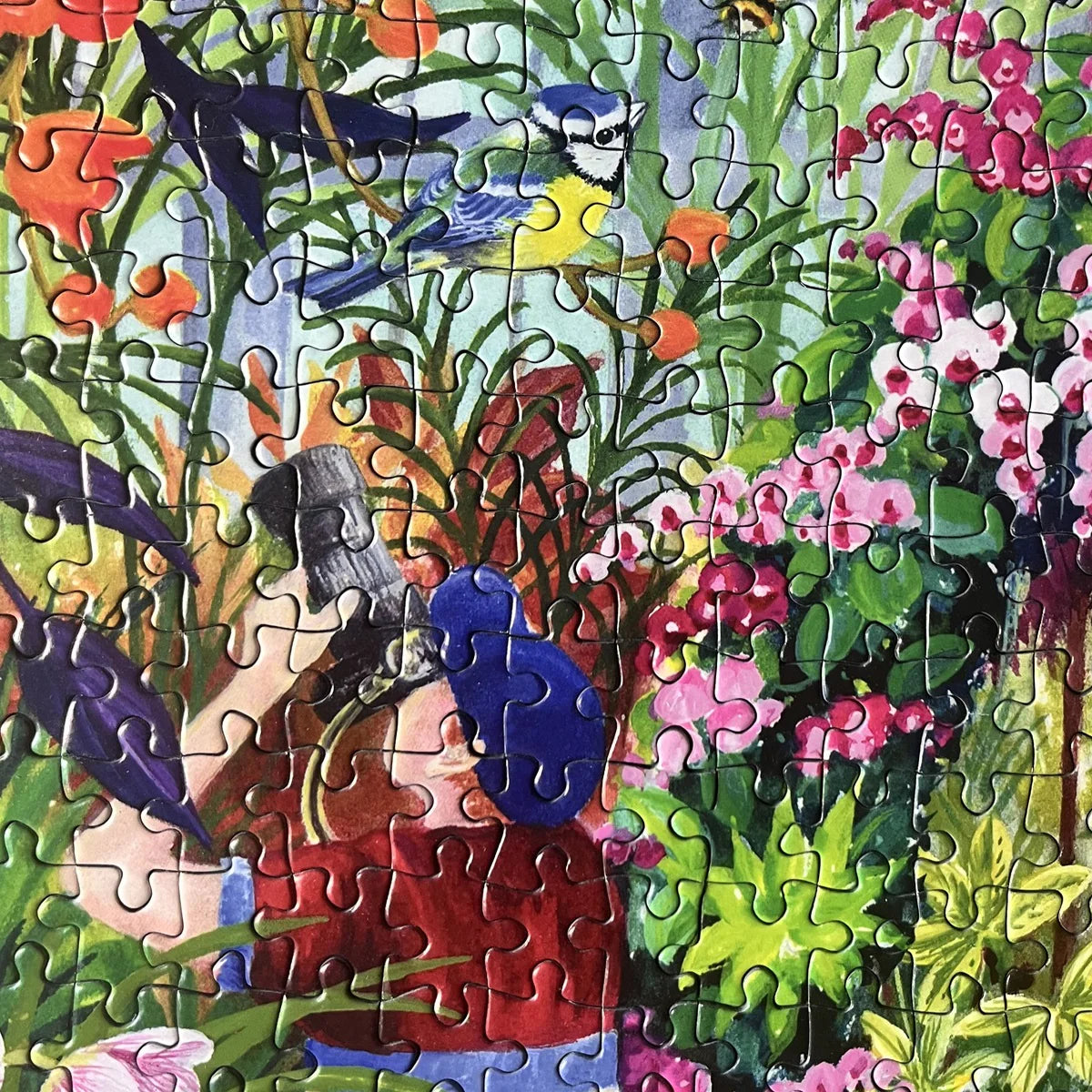 Enjoy the challenge of the Gibsons - Botanical Blooms 1000 Piece Jigsaw Puzzle with its intricate details and vibrant colors.
