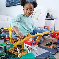 Your child will love the Hot Wheels City Downtown Car Park, a garage with ramps and a lift that brings a new dimension to their Hot Wheels collection.

