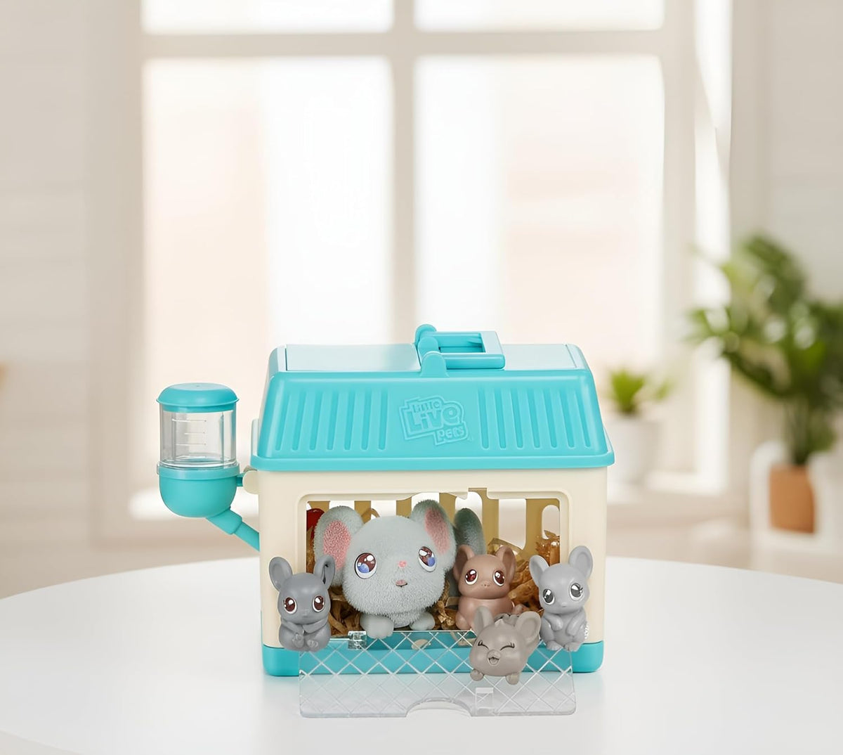 Little Live Pets Lil' Mouse Surprise Toy collectible animals that you will love to have