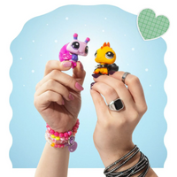 Littlest Pet Shop Series 5 Sugar & Spikes life style picture