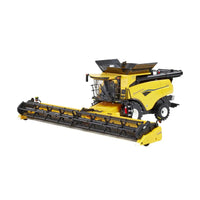 1:32 Britains New Holland CR9 90 Combine Harvestor
