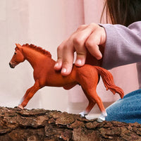 Schleich 14915 English Thoroughbred Stallion life style picture