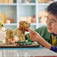 LEGO CREATOR 3in1 31386 Wild Animals: Majestic Lion - Lifestyle Picture