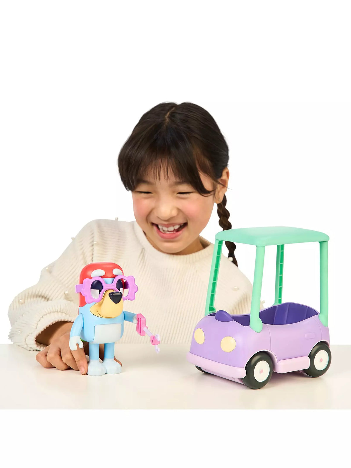 Bluey granny and vehicle 