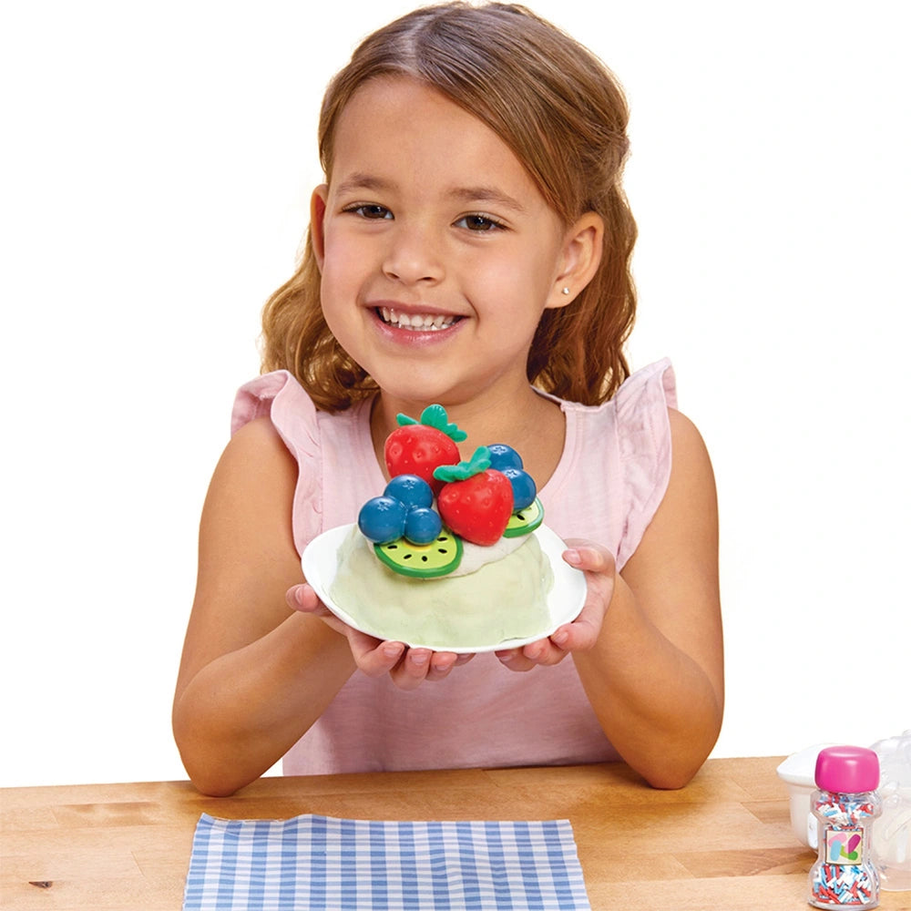 bluey pretend cake making kit 