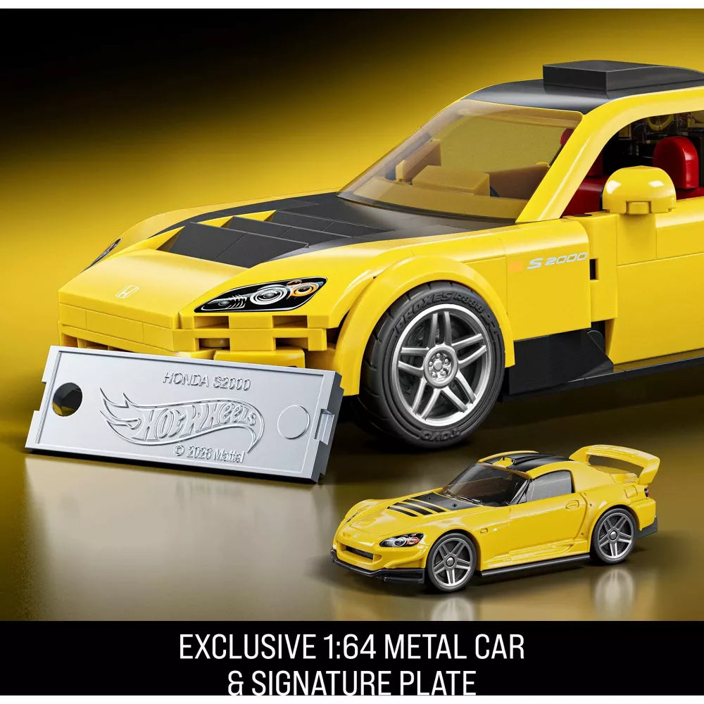 metal car and signature plate 