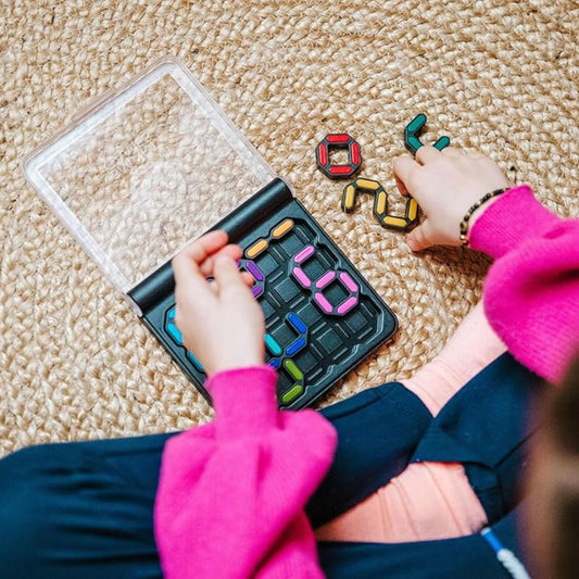 child playing iq digits