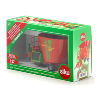 green and red fodder mixing wagon model