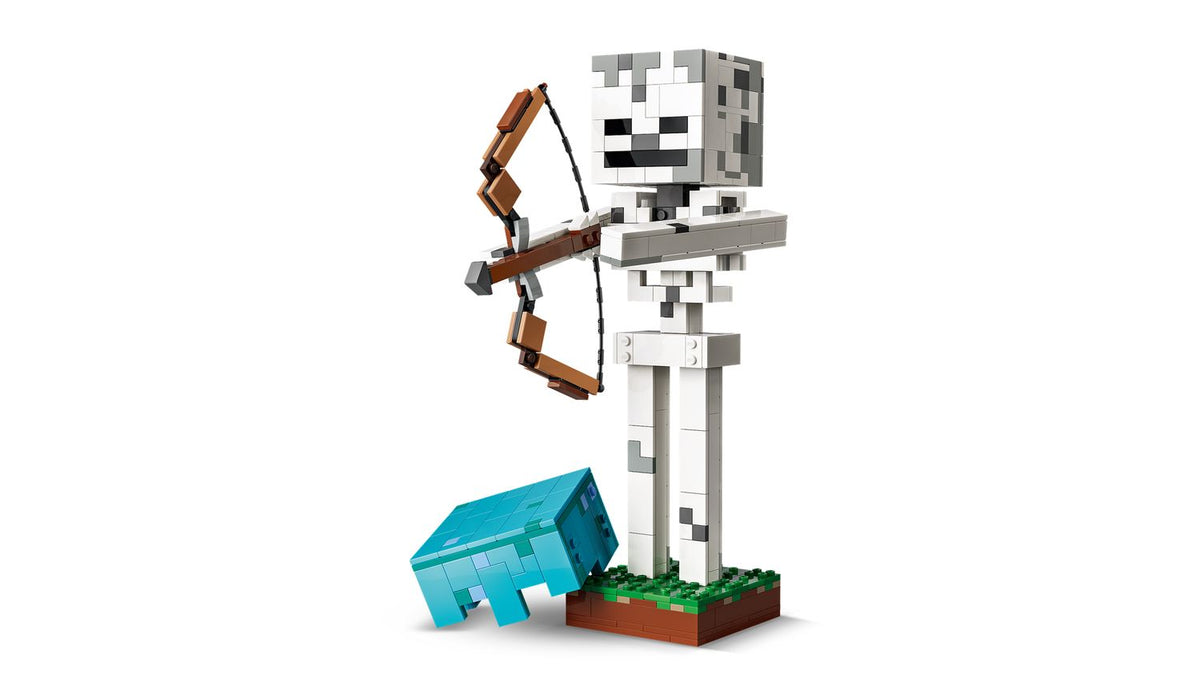 Toys at Foys - LEGO Minecraft 21594 The Skeleton - model detail 2