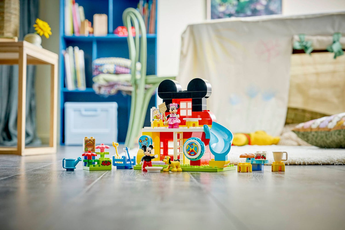 Toys at Foys - LEGO DUPLO 10465 Mickey Mouse Clubhouse with Minnie & Pluto - display setting 1