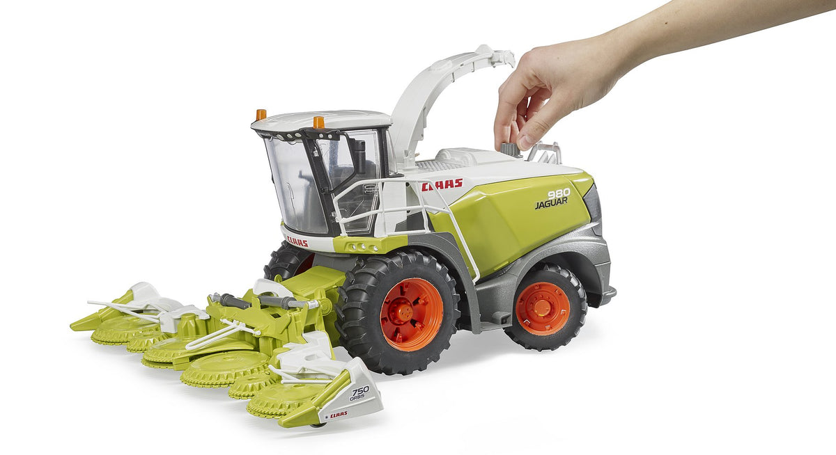 Bruder 02134 Claas Jaguar 980 forage harvester