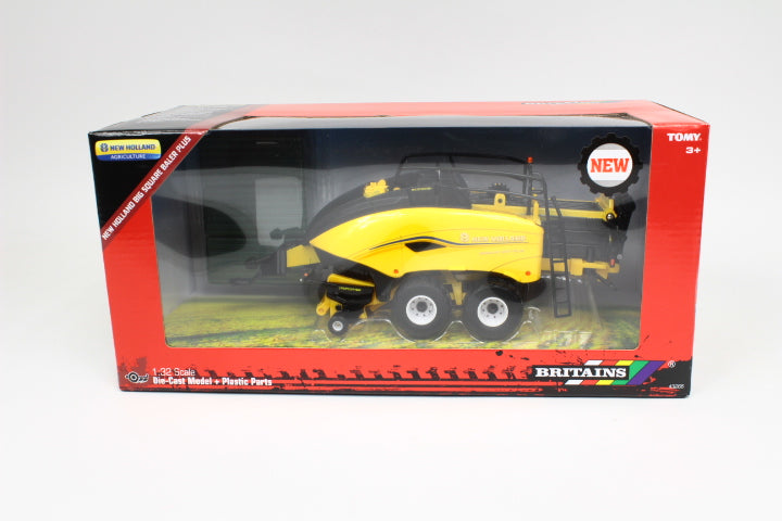 Britains 43266 New Holland Large Square Bater Plus 1:32