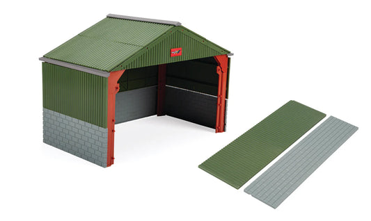 Britains 1:32 Machinery Shed Farm Building
