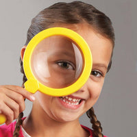 Easy-grip jumbo tweezers encourage proper pincer positioning