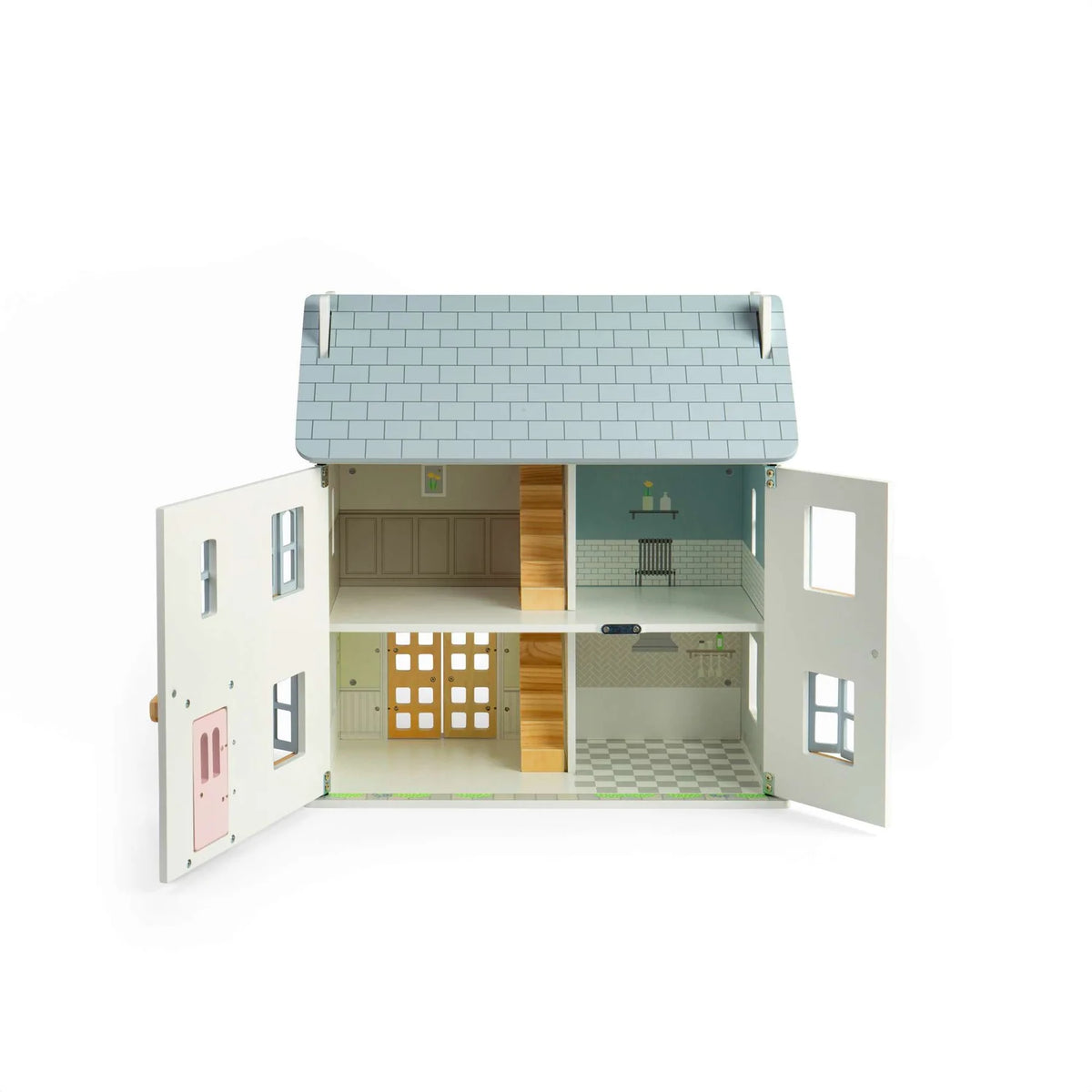 2 storeys,4 rooms & loft