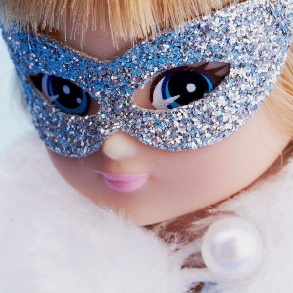 Snow Queen (Lottie Doll)