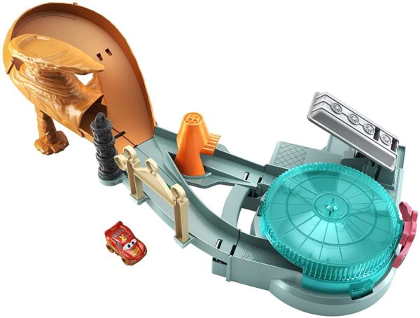 Disney Pixar Cars Mini Racers Radiator Springs Spin Out! Playset