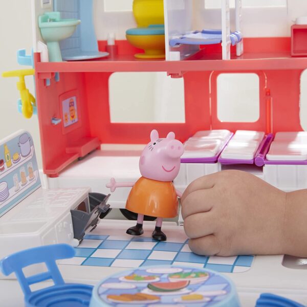 F2182 Peppa Pig Peppa’s Adventures Peppa’s Family Motorhome Preschool Toy