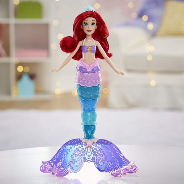 F0399 Disney Princess Rainbow Reveal Ariel